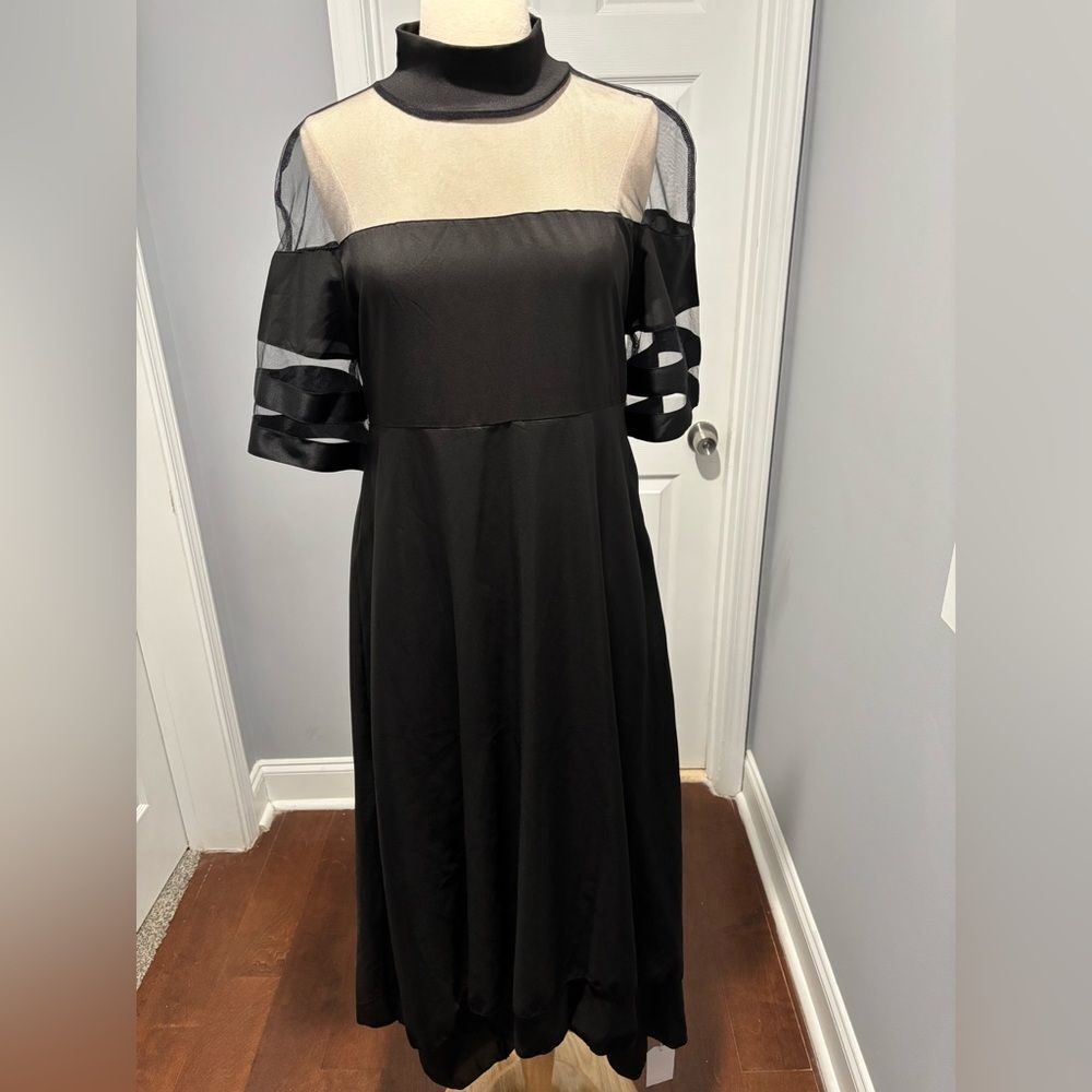 Sheer Mesh Asymmetrical Lined Short Sleeved Black After 5 Dress-size Medium